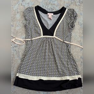 Candies Black and Cream Geometric Blouse